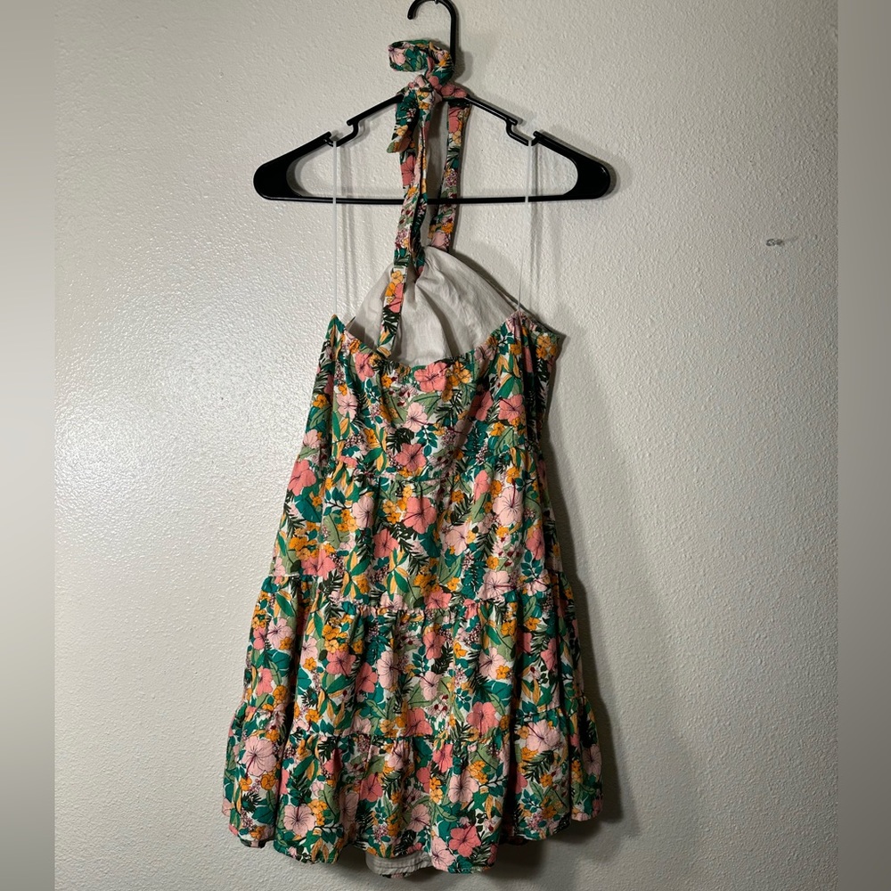 Copper Key Floral Printed
Tiered Halter Dress | Dillard's size Large - Picture 8 of 13